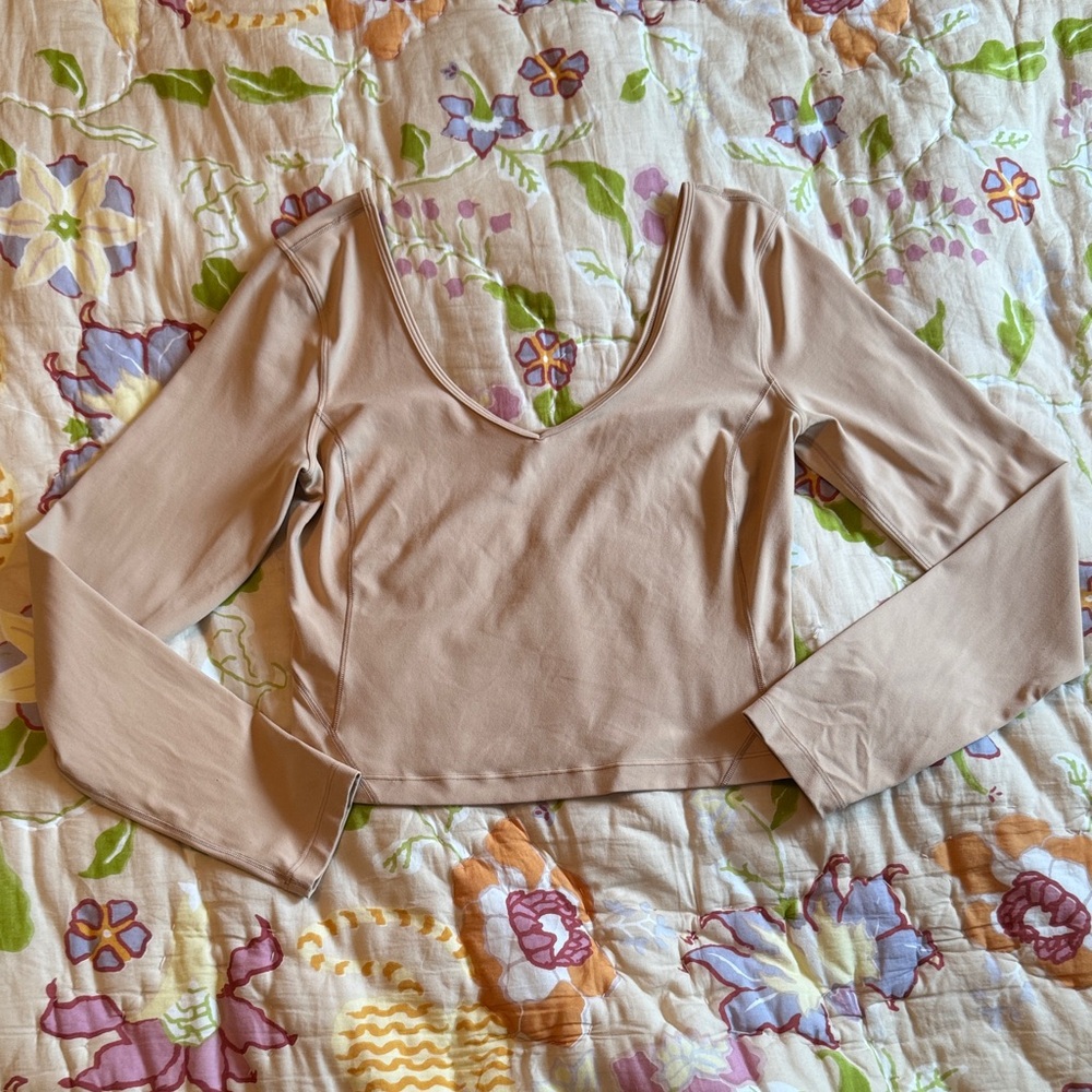 Long-Sleeve Lululemon Tan Align V-Neck Crop Top